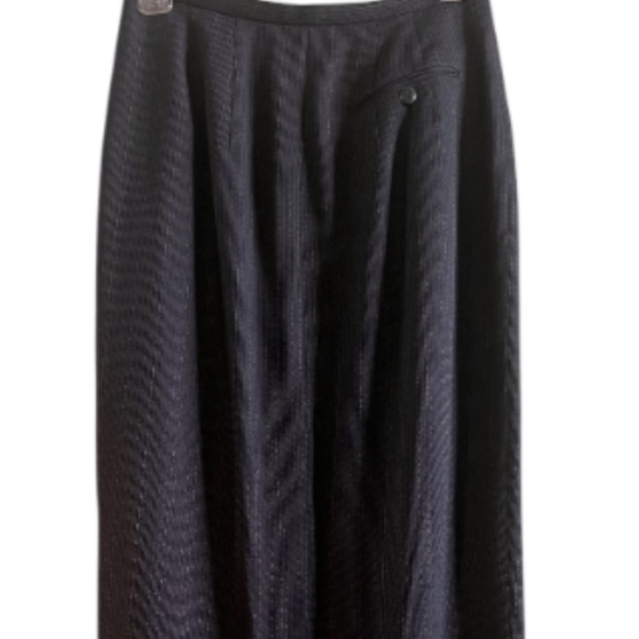 Tahari Dresses & Skirts - TAHARI VINTAGE MIDI SKIRT SIZE 6